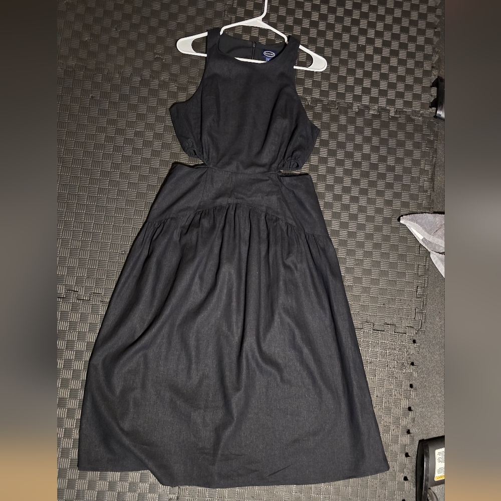 Black Sleeveless Linen Halter Sundress